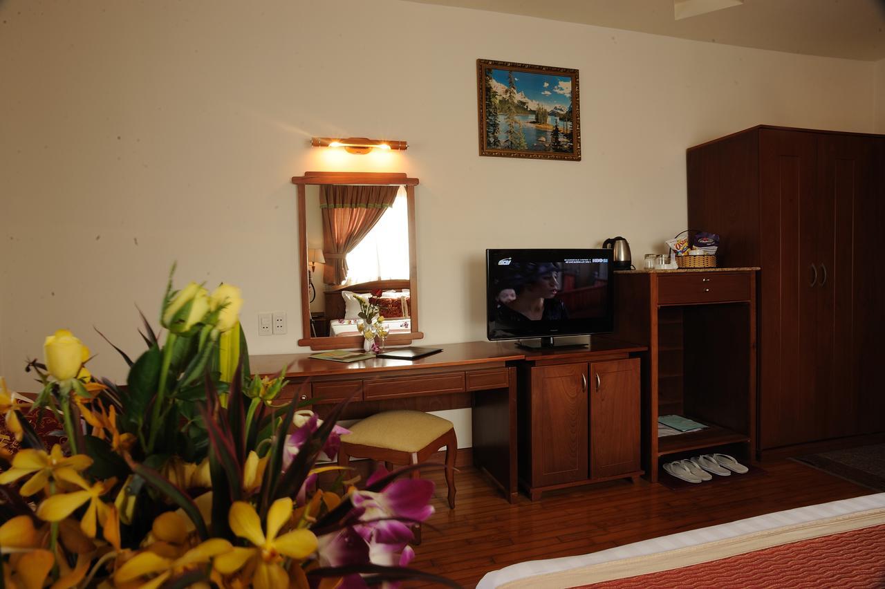 Hoang Yen 2 Hotel Thu Dau Mot Exterior foto